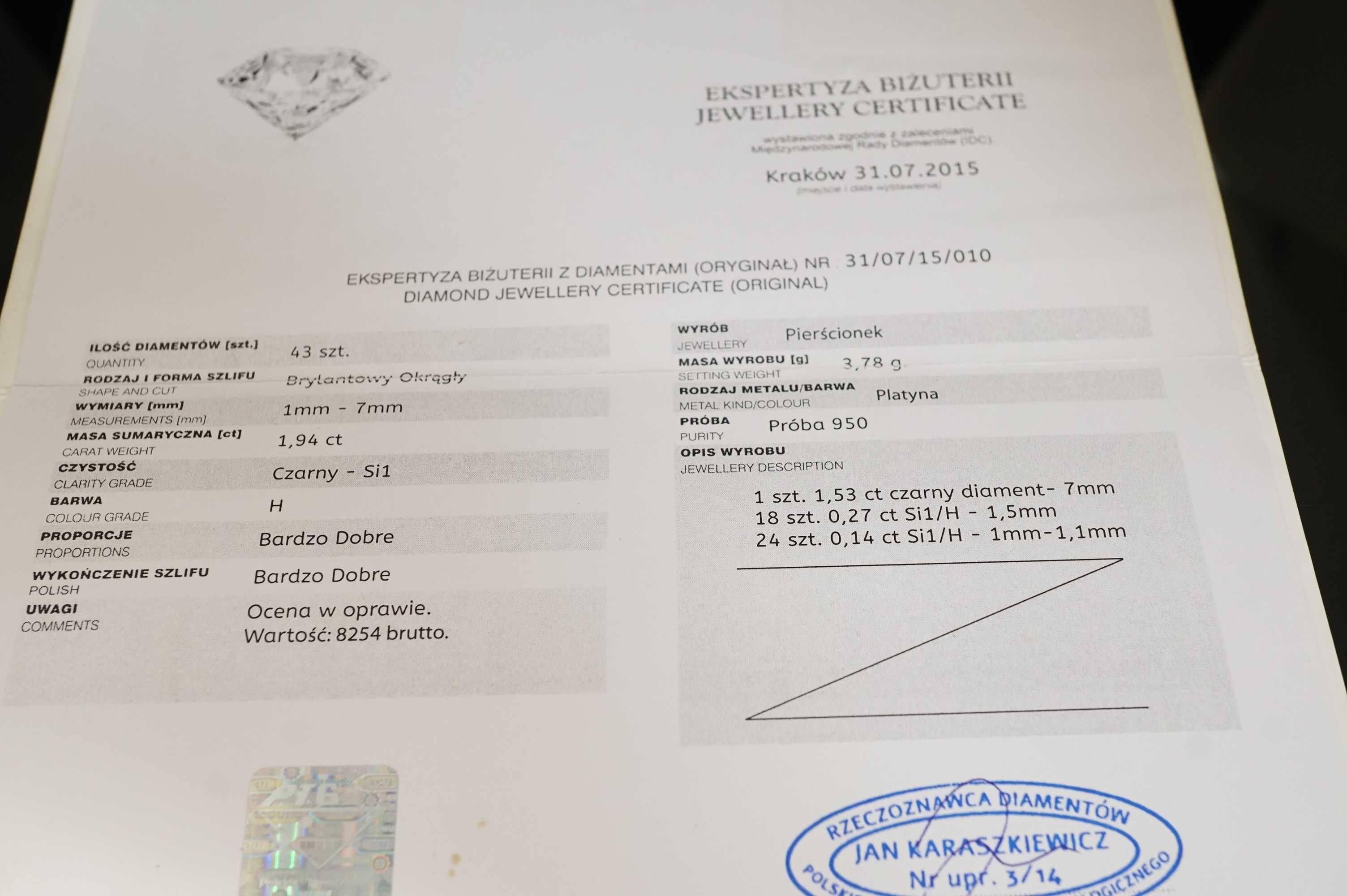 Platynowy pierścionek z diamentami  pr 950