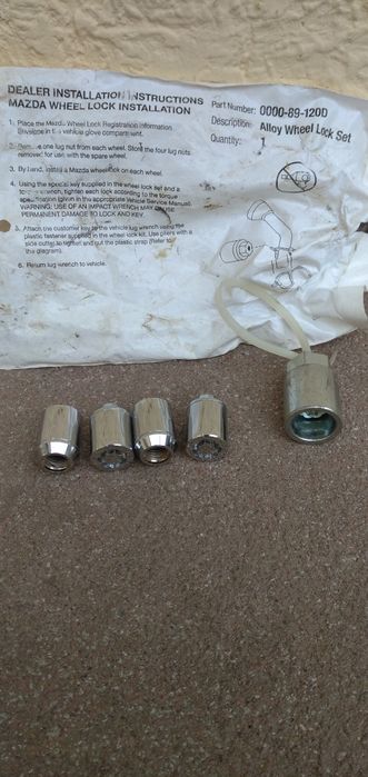 Гайки секретки 12 х 1.25, новые