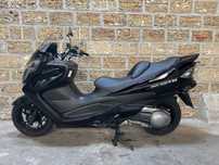 Максі-скутер Suzuki Skywave Сузукі Скайвей 1600 км пробігу