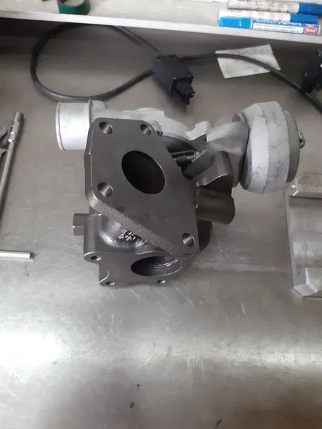 Turbina TurboSprężarka Mazda 3 mazda 5 mazda 6 vj36 2.0 CD 143km