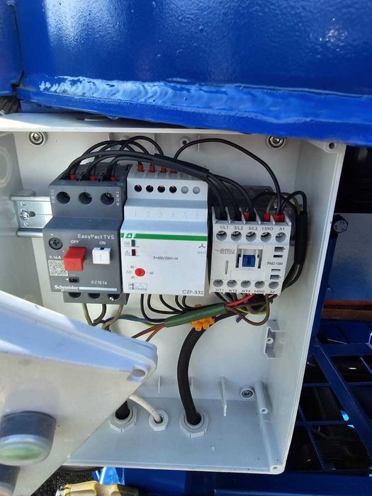 Mieszalnik elektryczny do betonu betoniarka 800 L