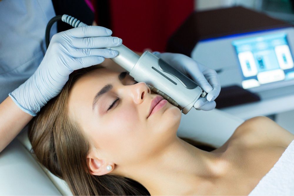 апарат для масажу обличчя dr.Bliz Вартість - 2500$