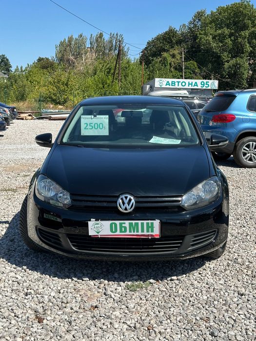 Продам Volkswagen Golf 2010 рік можлива розстрочка,кредит,обмін!