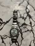 Продаю годиник Swatch irony