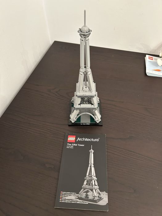 Lego Arquitetura 21019 - Torre Eiffel