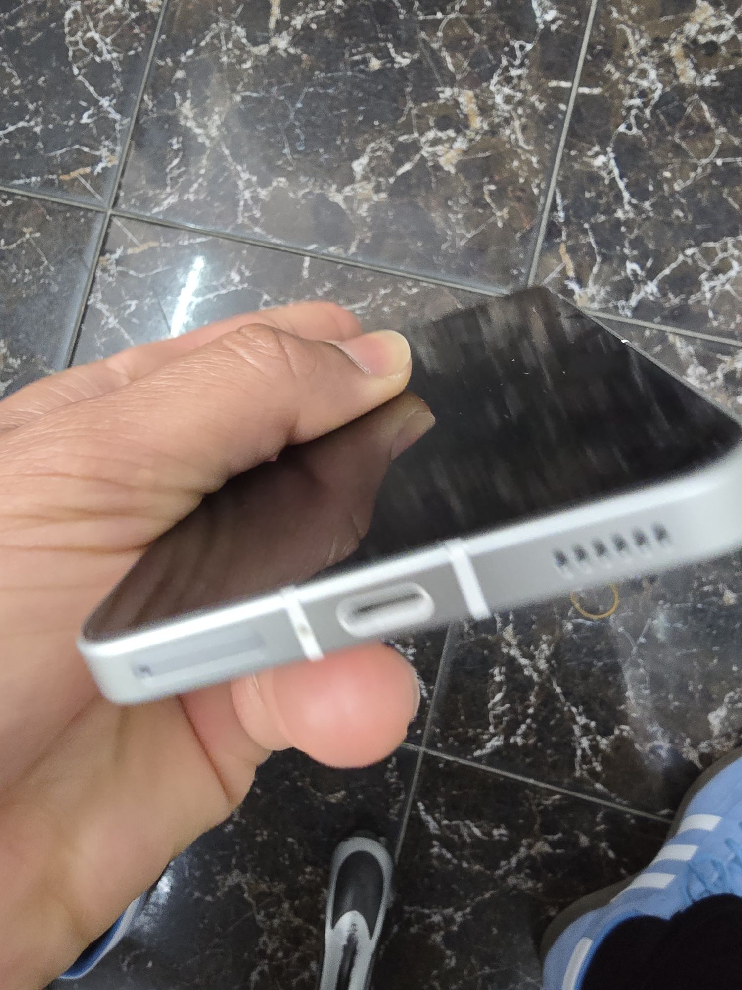 Nothing phone 2...256/12gb