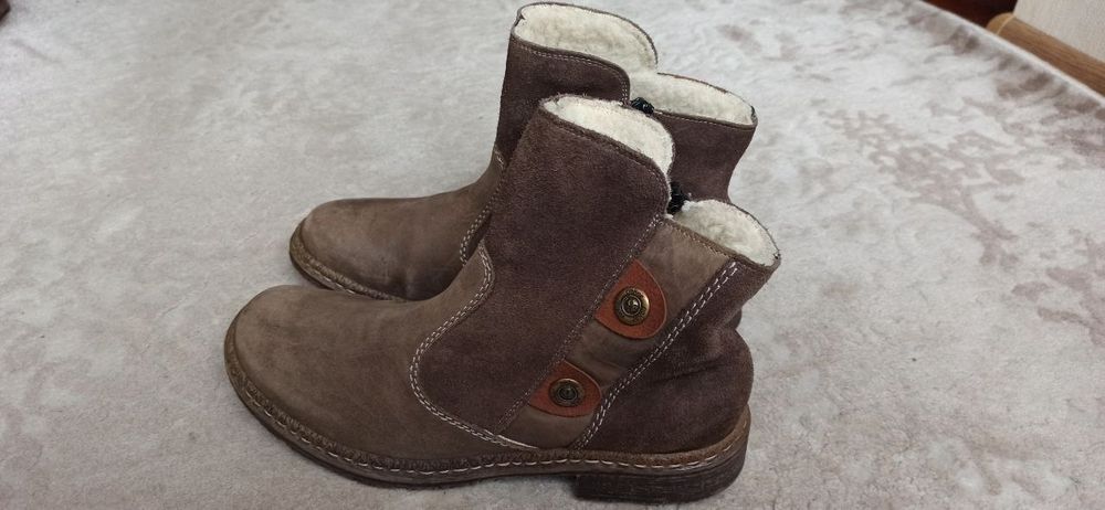 Зимові черевики Rieker, 42 розмір