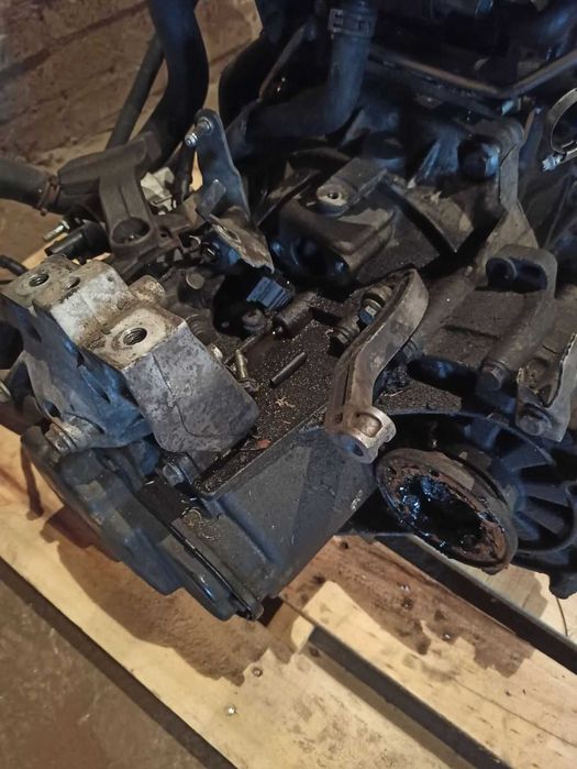 Кпп коробка передач механика Passat B6 2.0 TDI JLU кпп Пассат Б6 2.0