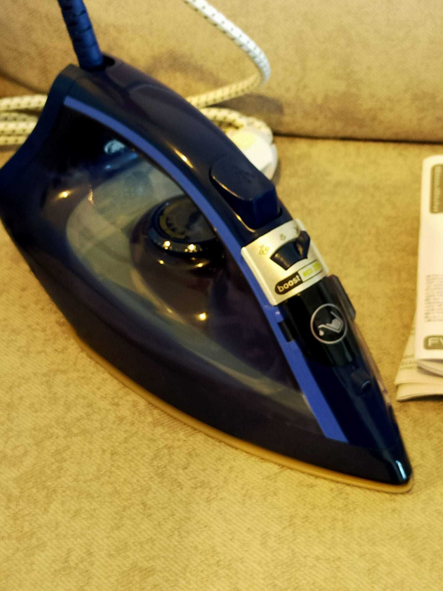 Ferro de engomar TEFAL Virtuo