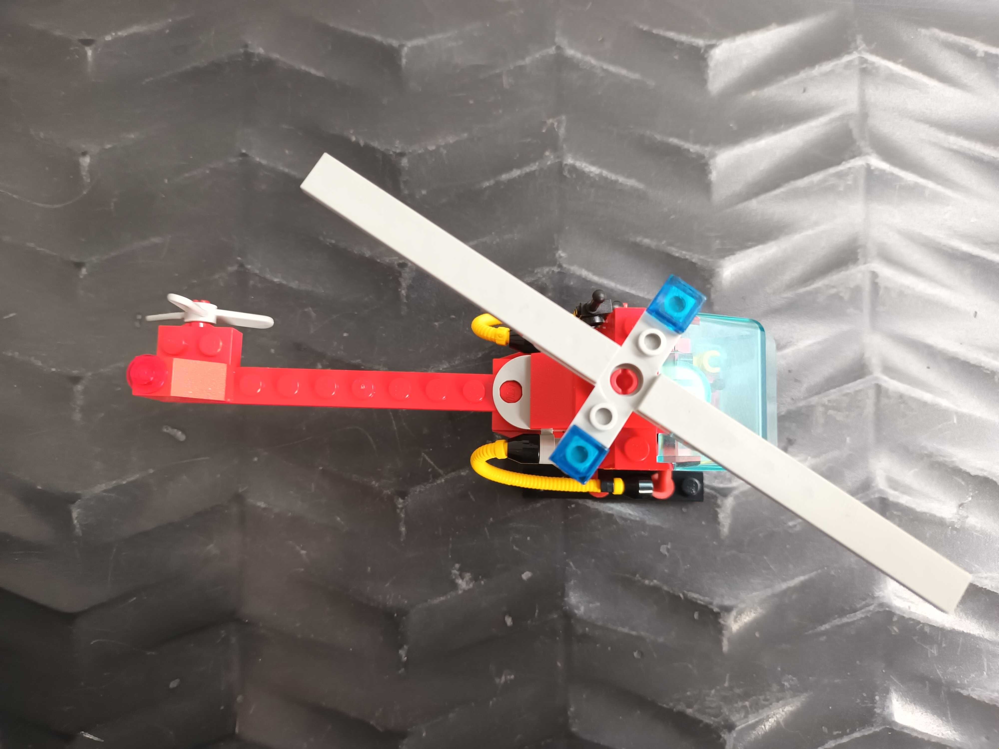 Klocki LEGO Town 6531 - Strażacki śmigłowiec z działkiem wodnym