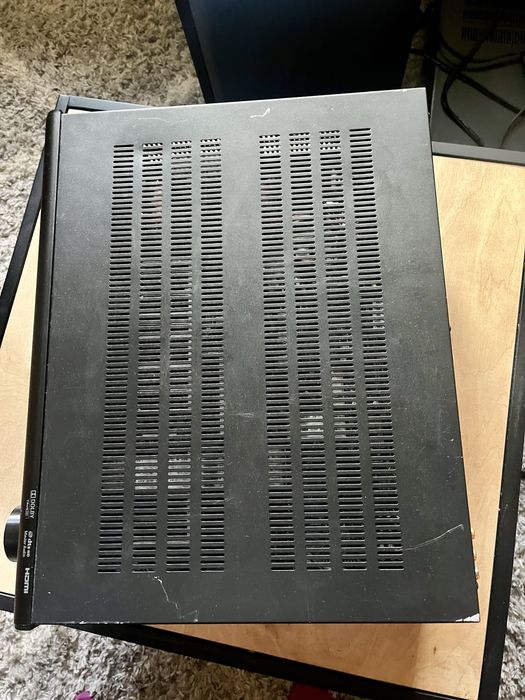 NAD T748 - wysokiej klasy amplituner kina domowego 7.1