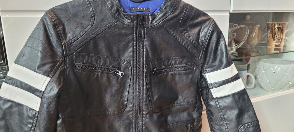 Kurtka przejściowa firmy Sisley Czarny Slim Fit 10/11 lat 150 cm