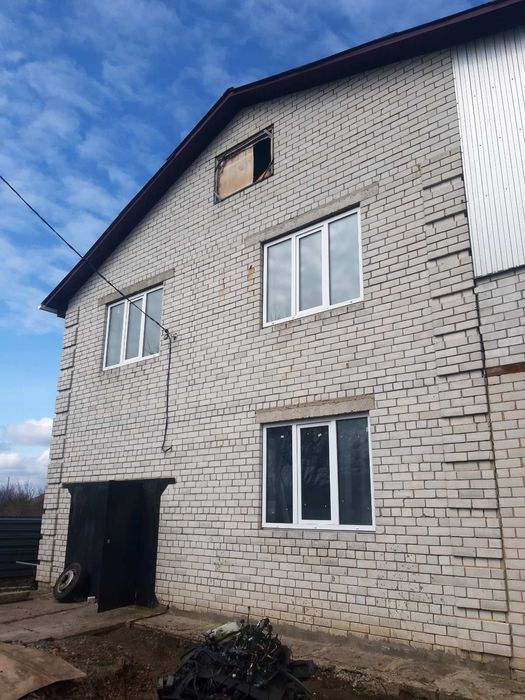 ПРОДАМ великий недобудований БУДИНОК. Вул. Якимченка. Район: Бабичівка
