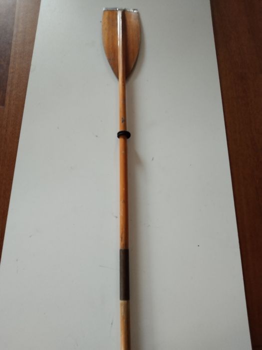 Wiosła drewniane stareo długości 240  cm