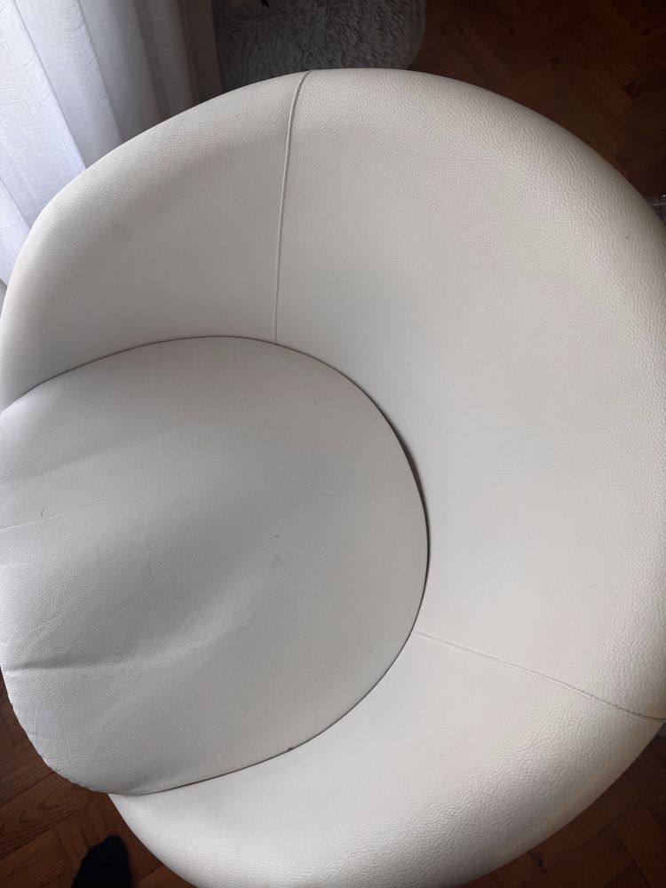 Cadeira IKEA Skruvsta