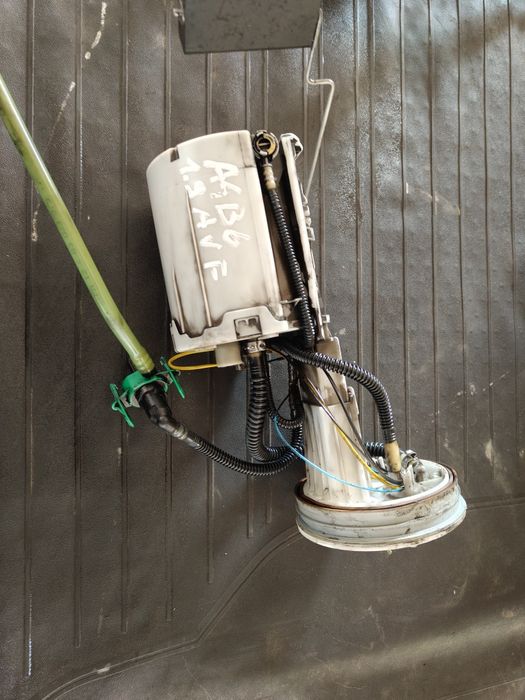 Pompa paliwa pompka paliwa audi A4 b6 b7 passat A6 C5