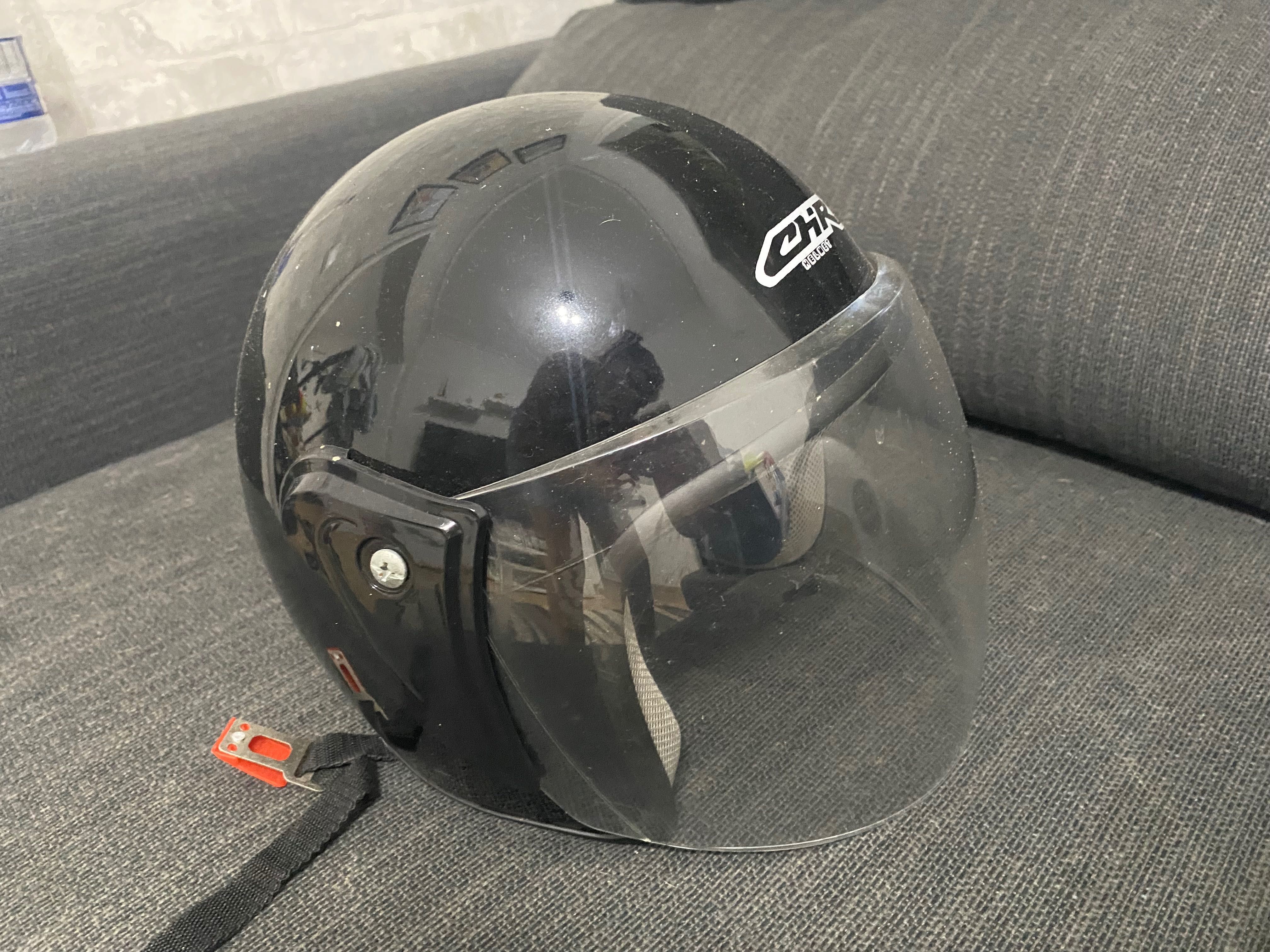 Capacete simples