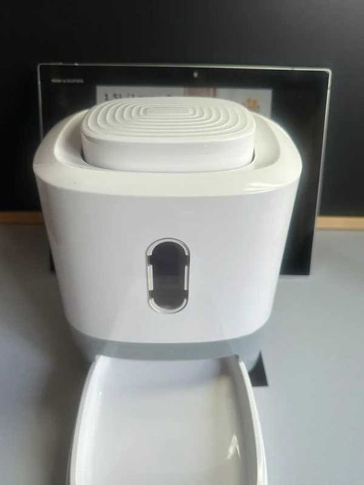 Dispensador Interativo de Ração para Gatos e Cães
