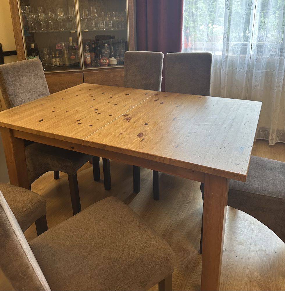 Drewniany stół IKEA