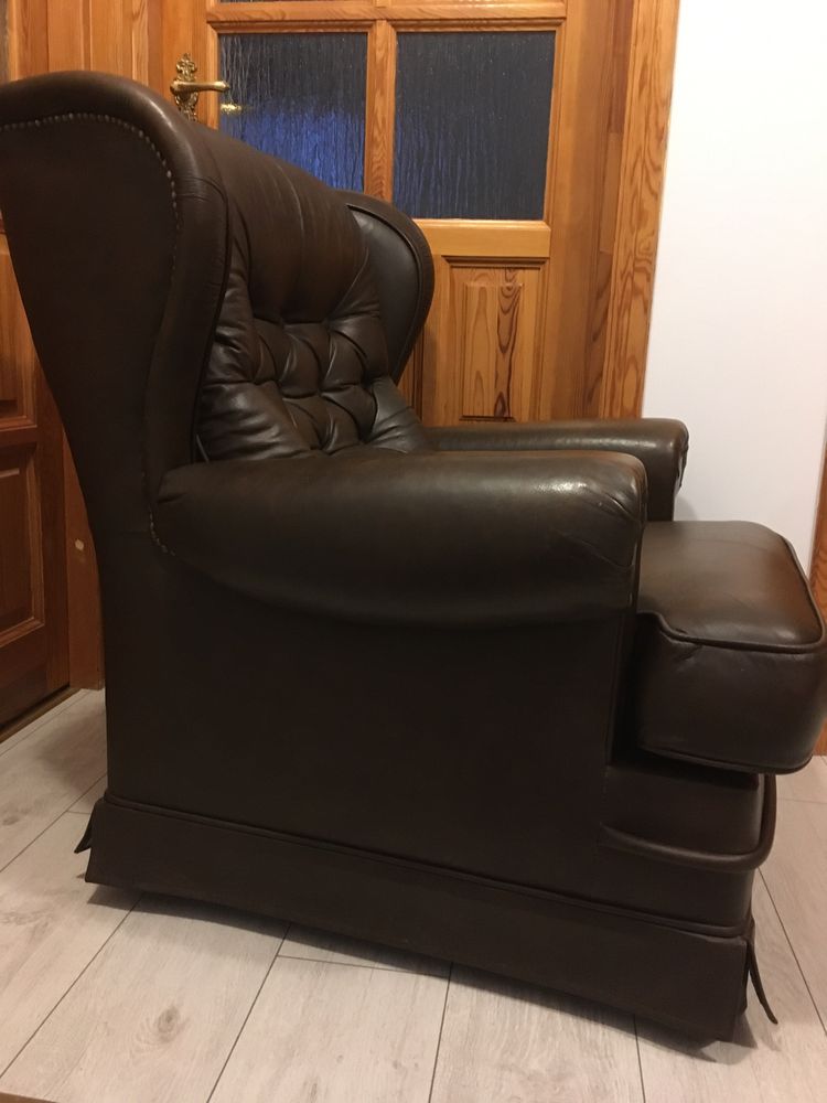 Fotel skórzany ciemny brąz