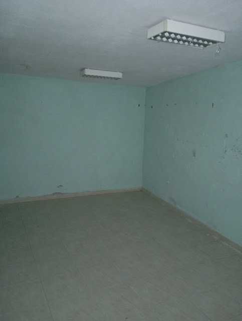 Casinha em Banda na zona histórica - T2 + Loja comercial