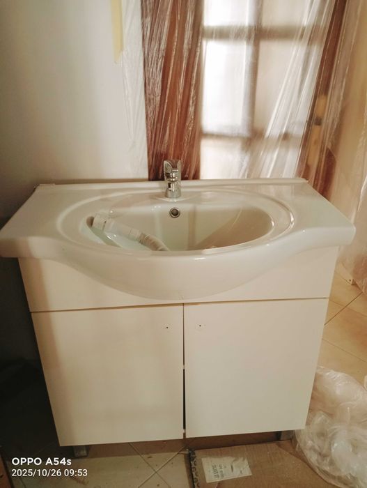 Conjunto lavatório e espelho WC