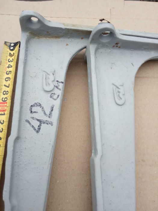 Кронштейн металлический(32см,35см,42см) для крепления умывальника