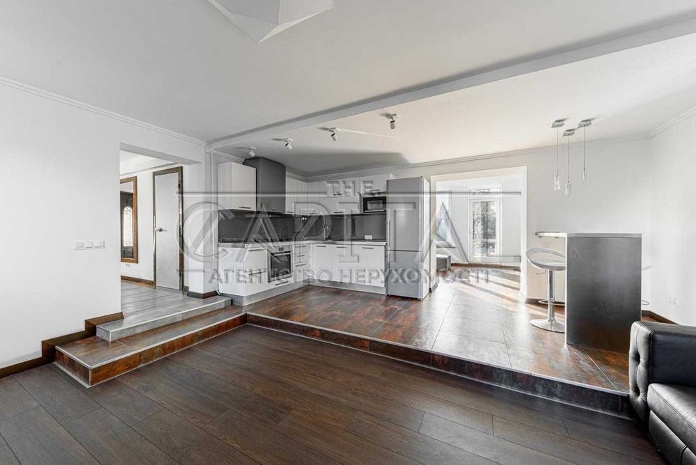 Оренда будинку на Оболоні.Площа 153 м² вул. Богатирська.