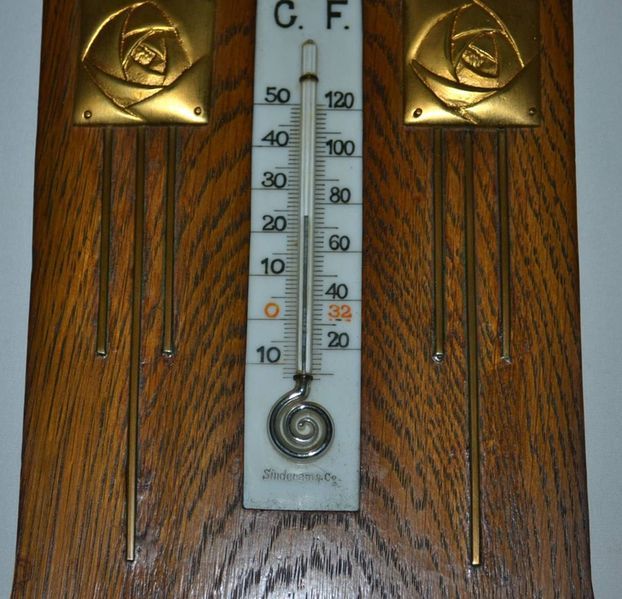 Настенный старинный барометр, термометр