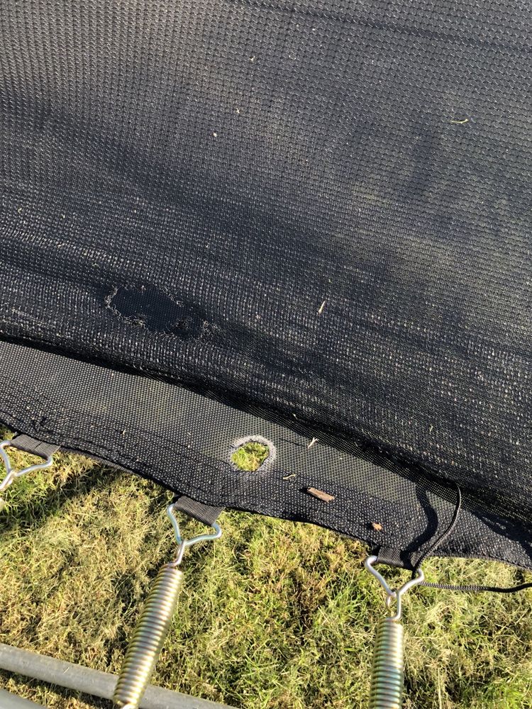 Trampolina 4 m sprawna zamienię