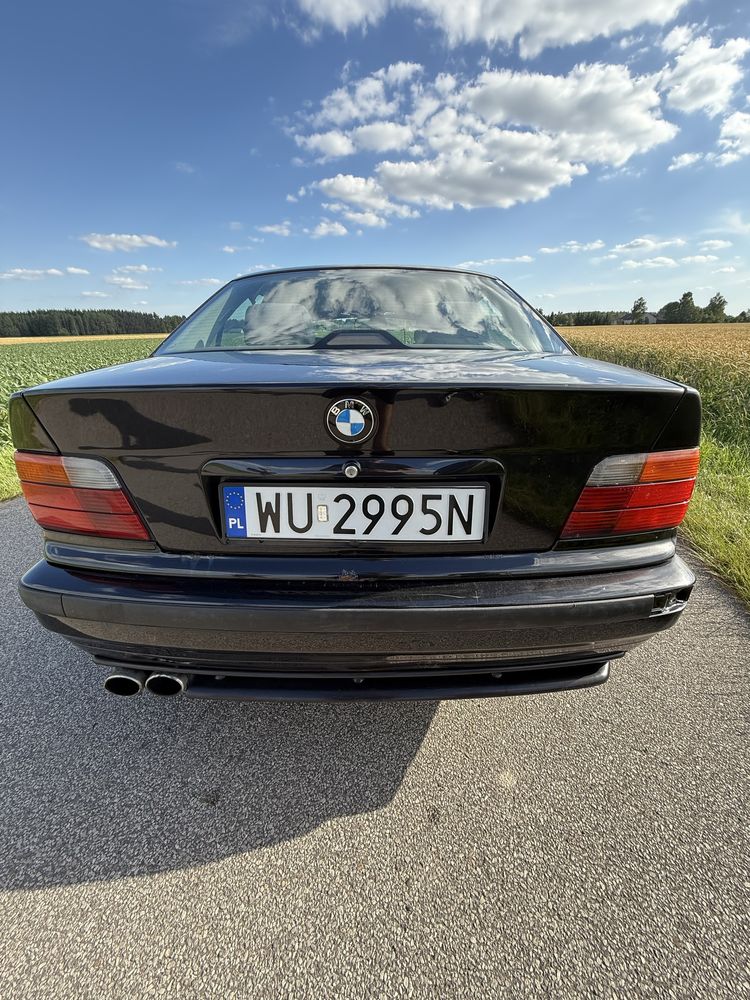 Bmw e36 (b+g, klima).