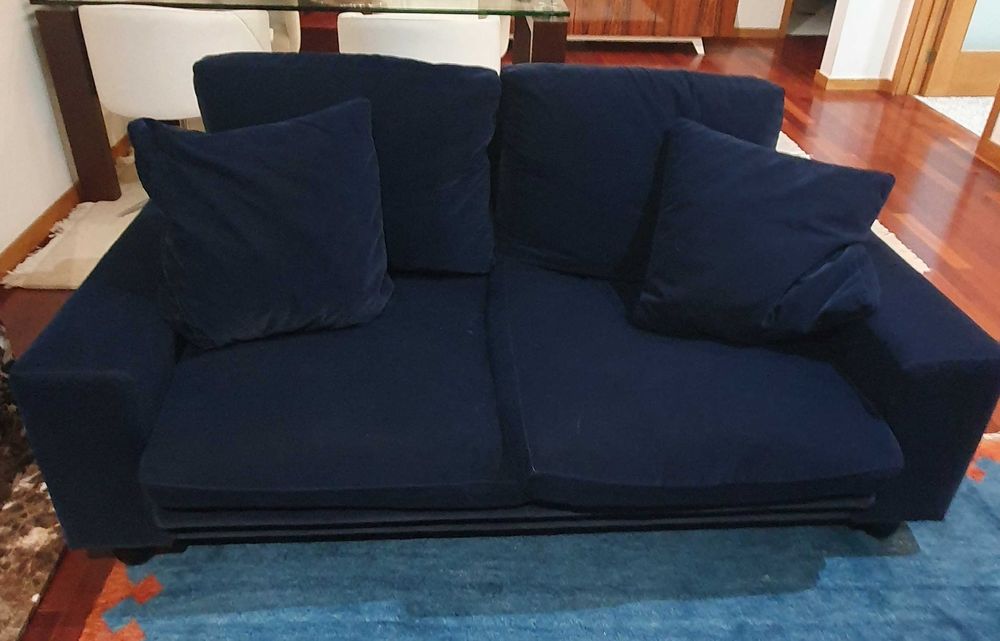 Sofá 2 lugares em Courtisane ótimo estado
