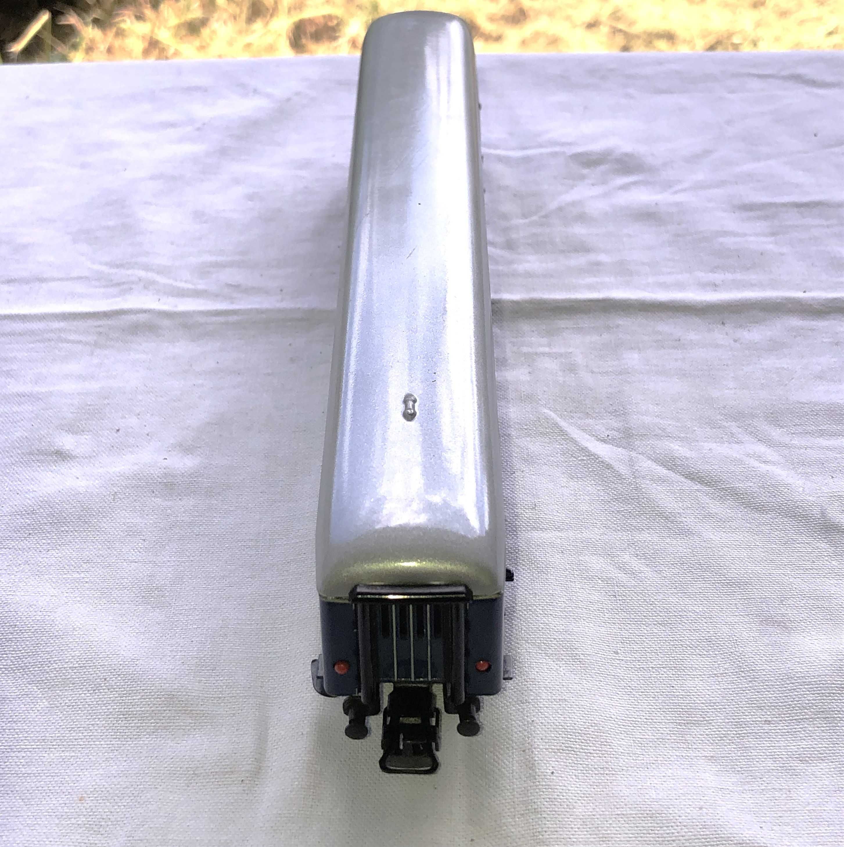 MARKLIN 4027 com iluminação dupla