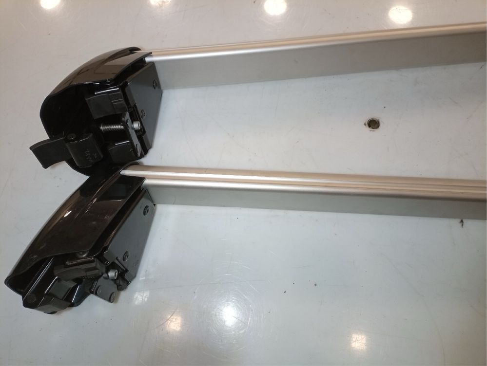 Barras de tajadilho para Audi A3 originais c/Chave