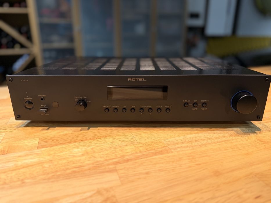 Amplificador Rotel RA-12