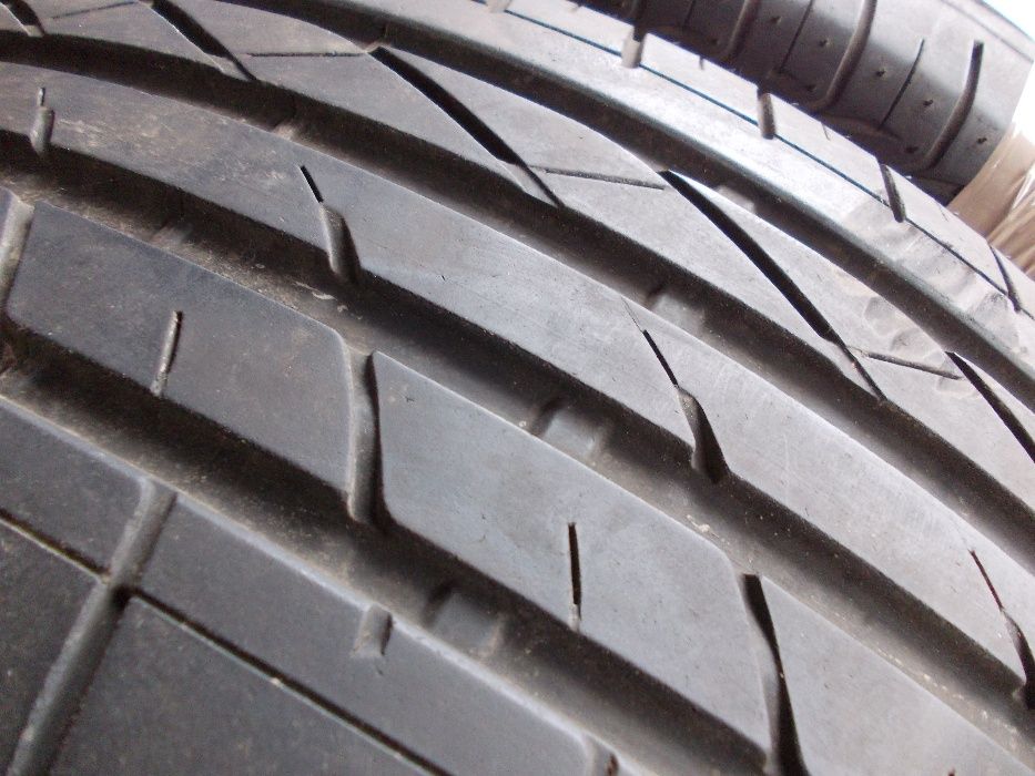 235/55R17 LASSA Competus 103 V Lato