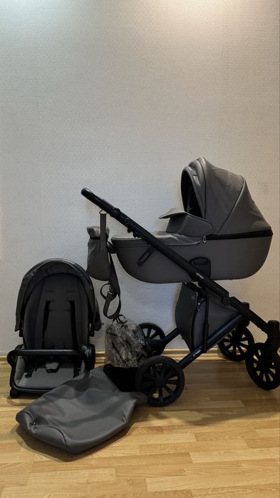 Візочок anex e-type