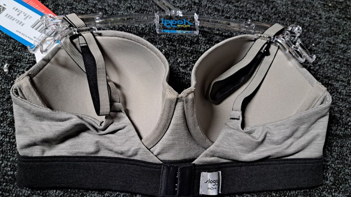 Biustonosz sportowy sloggi by Triumph w rozmiarze 70C,