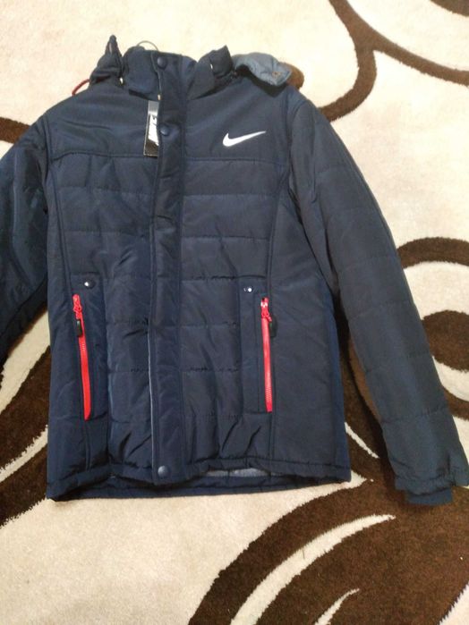 Продам зимову курту