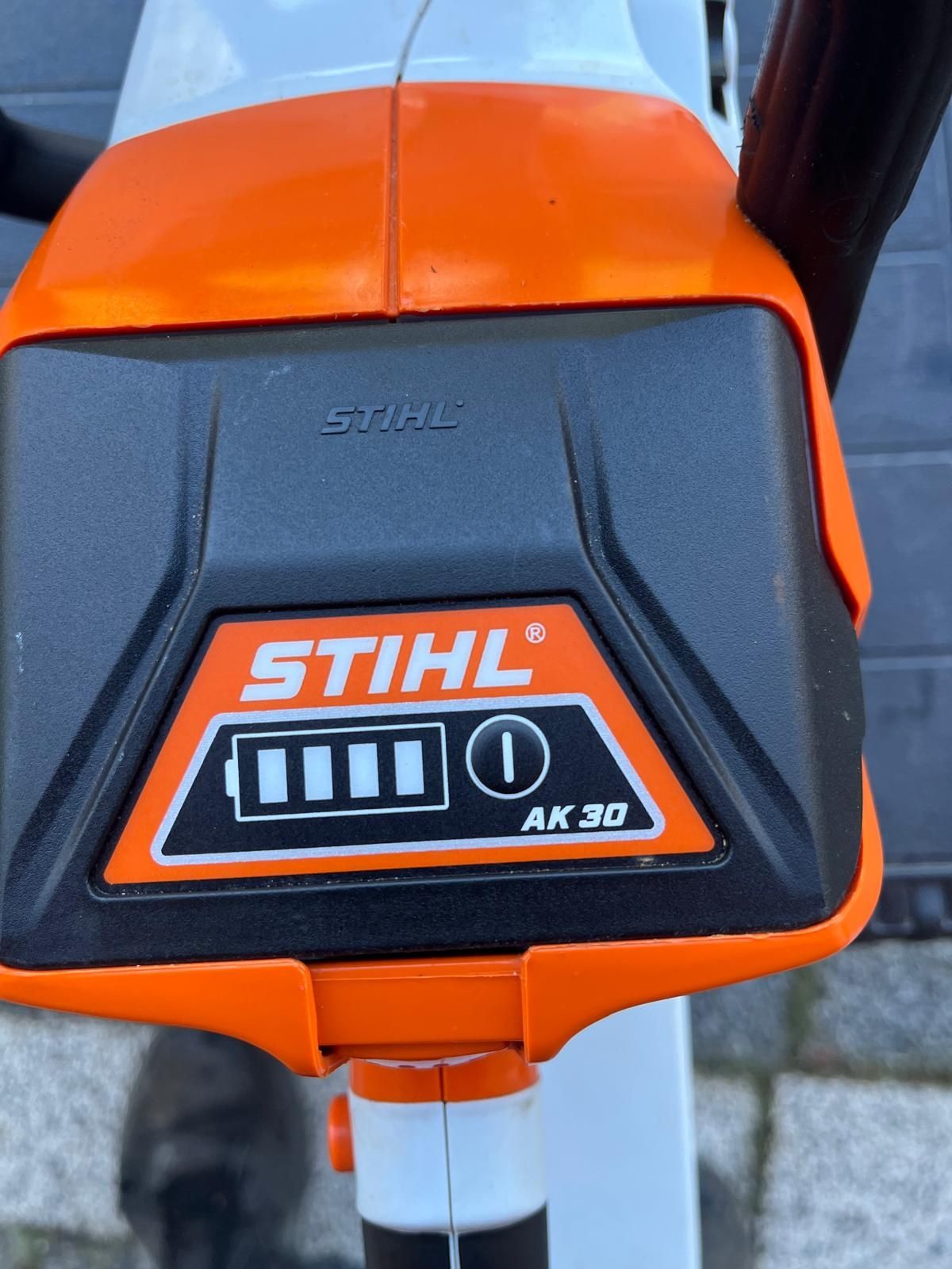 Piła Stihl MSA140C