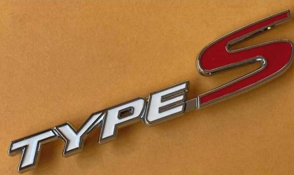 Nowy znaczek metal przyklejany Type s logo TYPES biały