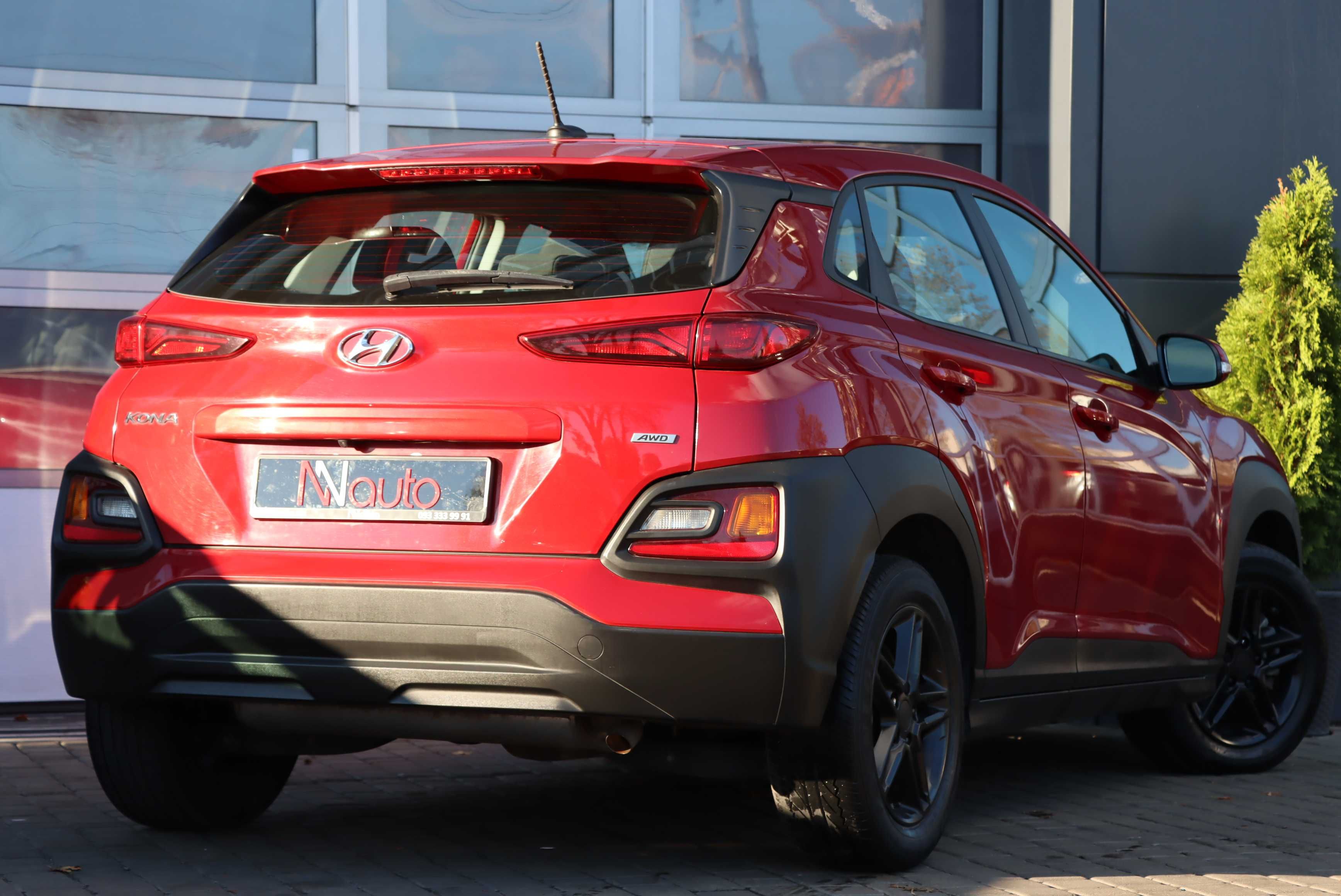 Hyundai Kona Автомобиль