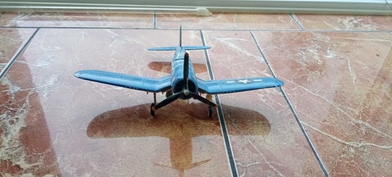 Модель самолета Chance Vought F4U Corsair