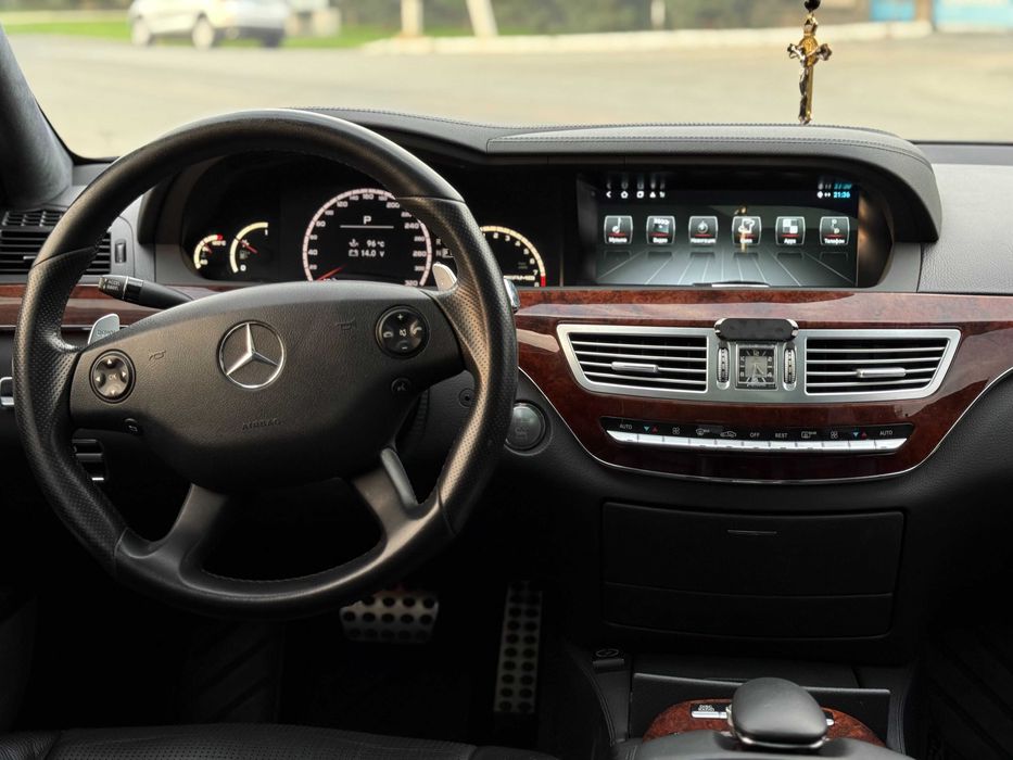 Mercedes-Benz S63 AMG