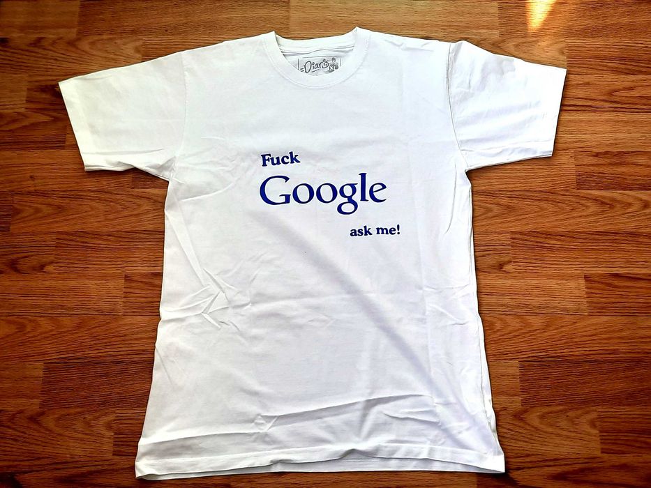 Белая футболка с прикольным принтом Google