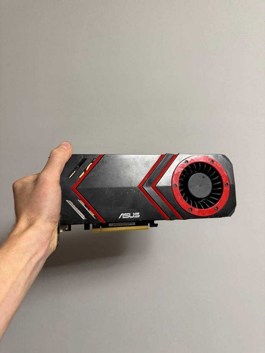 Ігрова відеокарта Asus Radeon HD 5870 1GB GDDR5