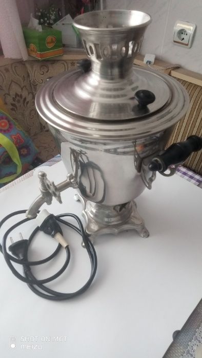Продам самовар електричний (виробництво  СРСР)
