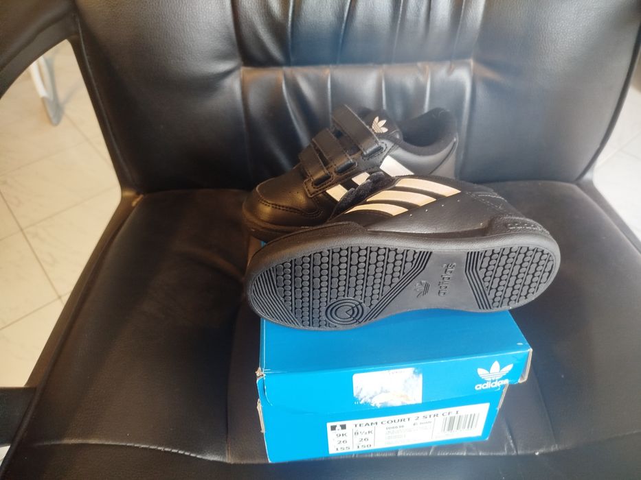 Sapatilhas Adidas Team Court 2.0 criança