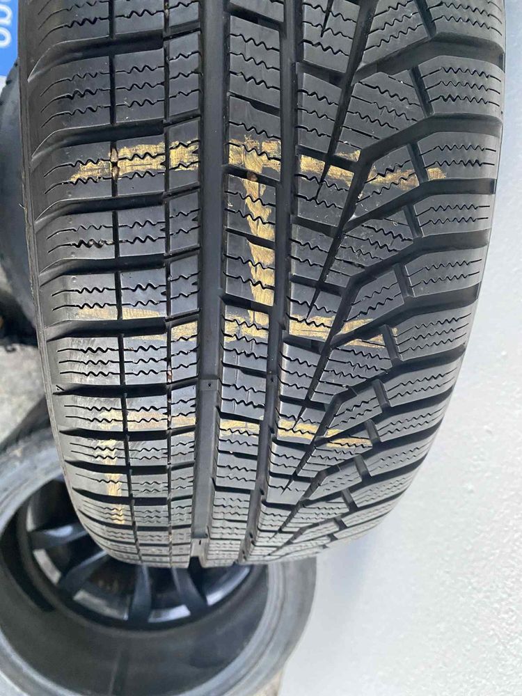 Komplet opon zimowych 195/50R16 88 H Hankook Winter I*Cept EVO zima