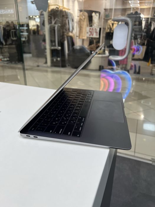 Ноутбук MacBook Air 13” 2019 i5 8ОЗУ 256GB SSD стан  9,5/10 #83360